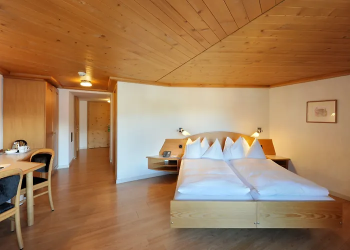 Arc-en-ciel Hotel 4*