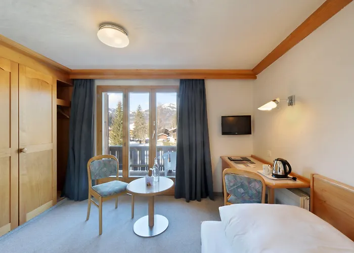 Hotel Arc-en-ciel 4*